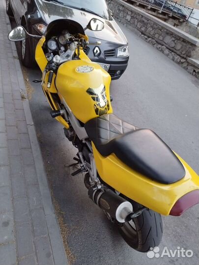 Honda VTR 1000F