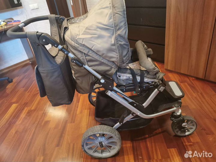 Коляска прогулочная Teutonia