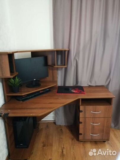 Компьютерный стол бу