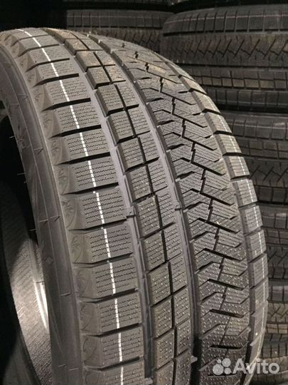 Triangle PL02 255/35 R19 96V