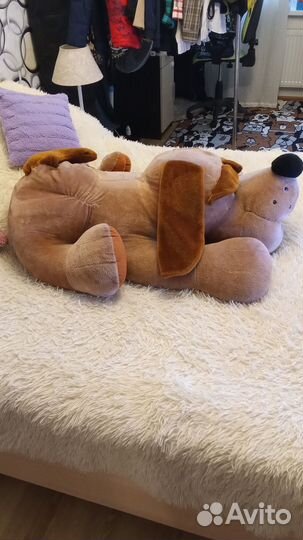 Большая мягкая игрушка собака