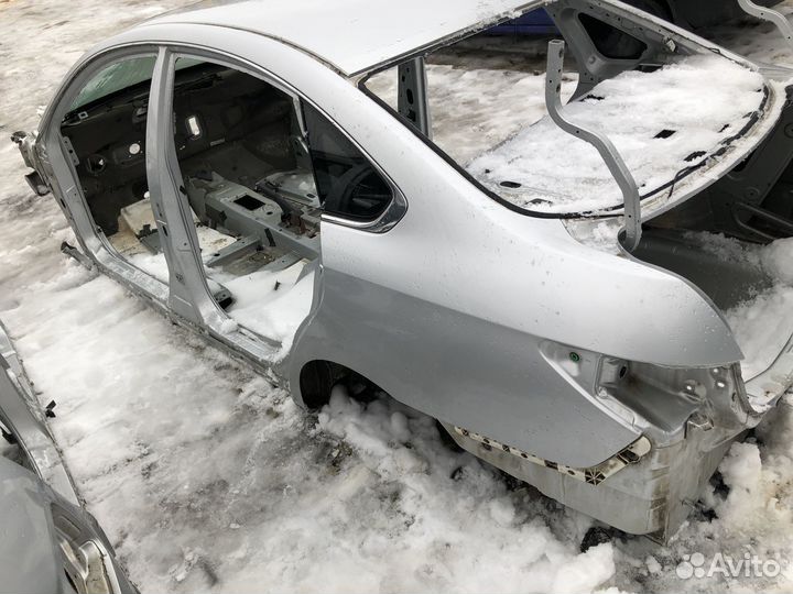 Средняя стойка кузова Nissan Almera G15