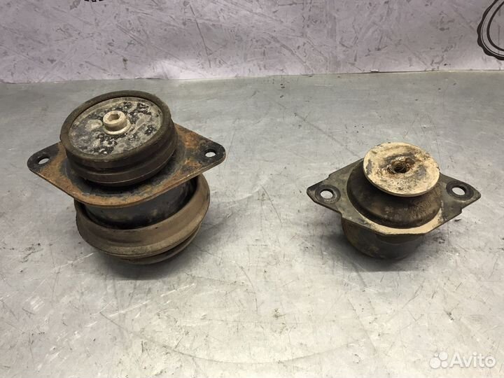 Подушка двигателя Volkswagen Golf (MK3), 1996 г.в