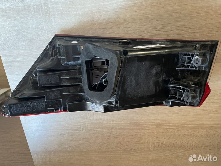 Фонарь задний левый наружний skoda kodiaq 2021