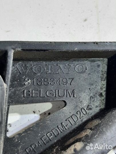 Кронштейн(крепление) переднего бампера правый