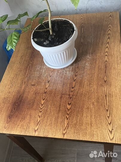 Письменный стол