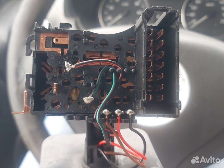 Подрулевой переключатель света Renault Logan