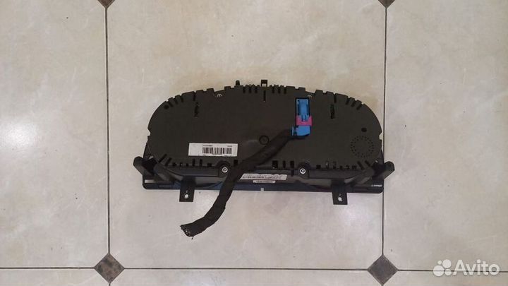 Приборная панель приборка Passat b7 / b6 / CC