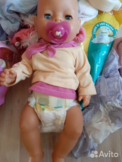 Беби бон с вещами