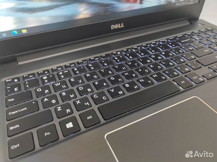 Ноутбук для игр учебы работы FullHD Новый-Акб Dell