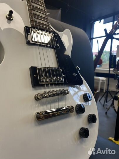 Epiphone les paul studio White электрогитара