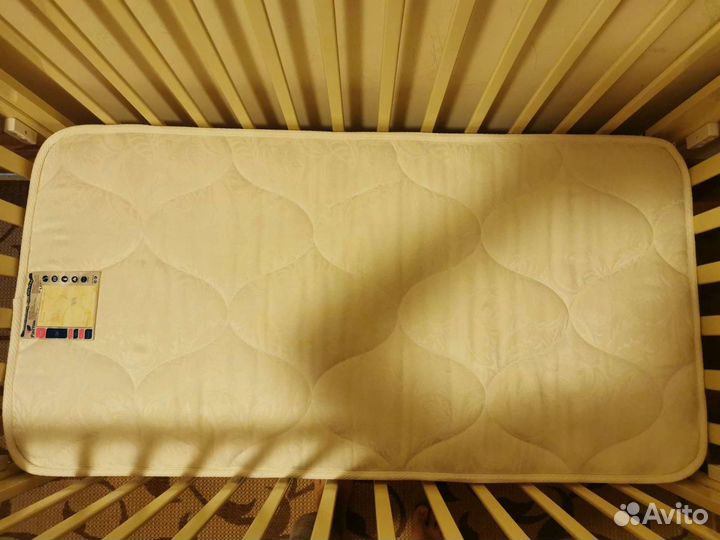 Детская кроватка