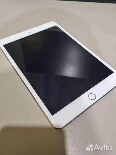 Продам iPad mini 3