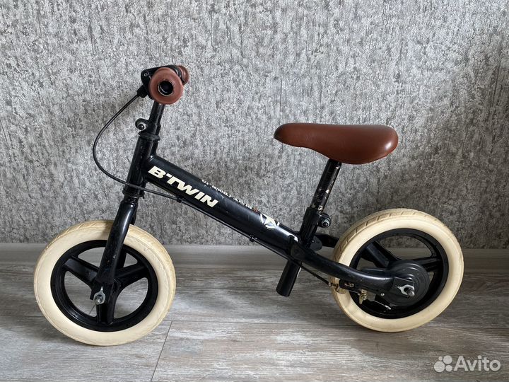 Беговел btwin run ride 520