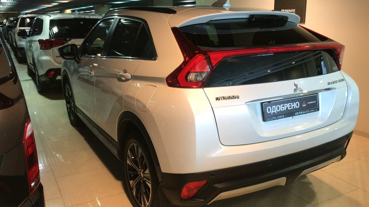 Mitsubishi Eclipse Cross: фото владельца