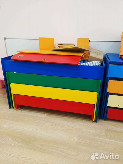 Детская четырехъярусная кровать