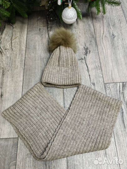 Комплект шапка и снуд женский новый