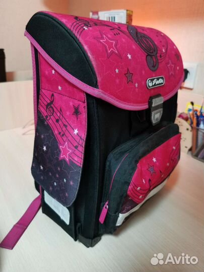 Школьный рюкзак