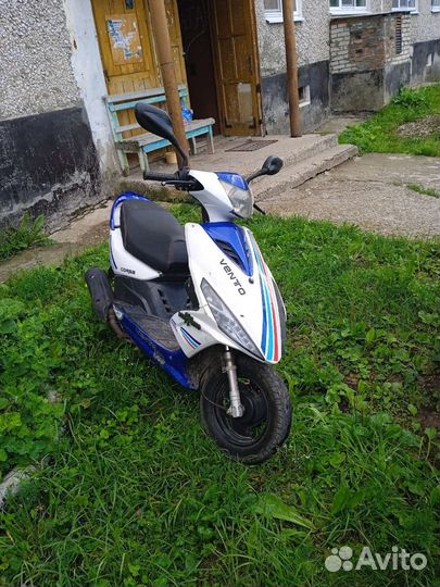 Скутер Vento