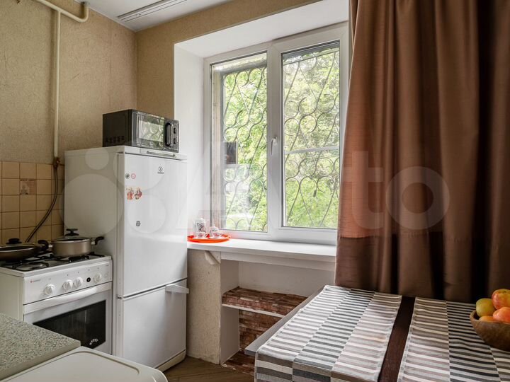 2-к. квартира, 50 м², 1/5 эт.