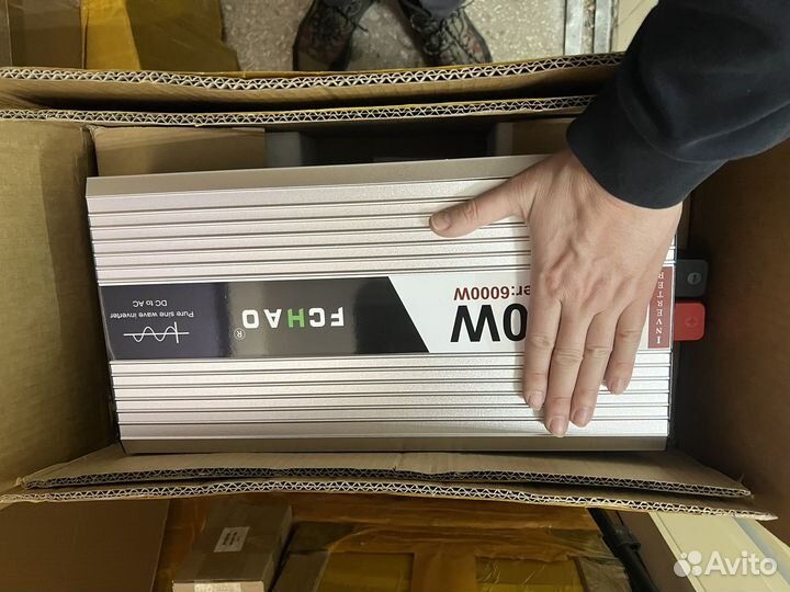 Промышленный инвертор чистый синус 12/220 6000w