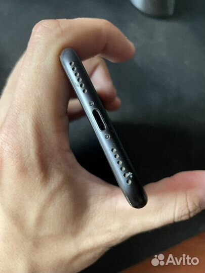 Телефон iPhone 7 32gb
