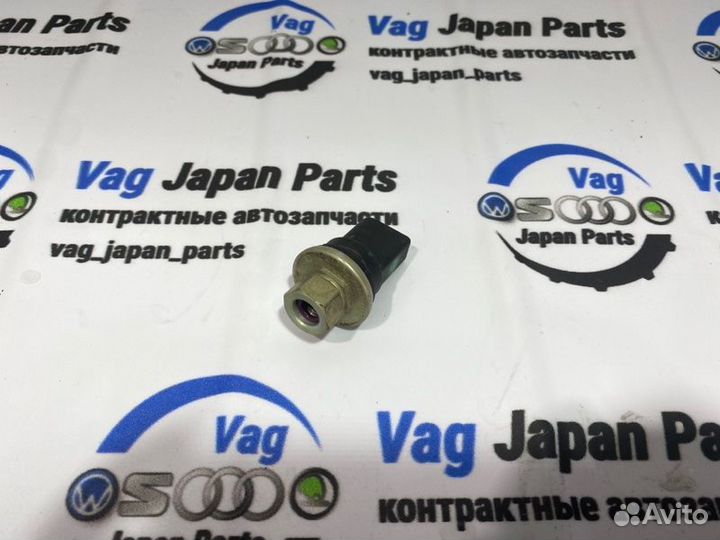 Датчик давления компрессора кондиционера Audi A4
