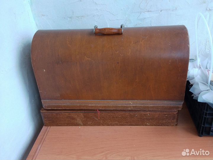 Швейная машина Подольск ручная