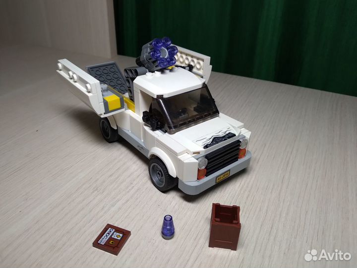 Lego Marvel Super Heroes 76083+Фигурка в подарок