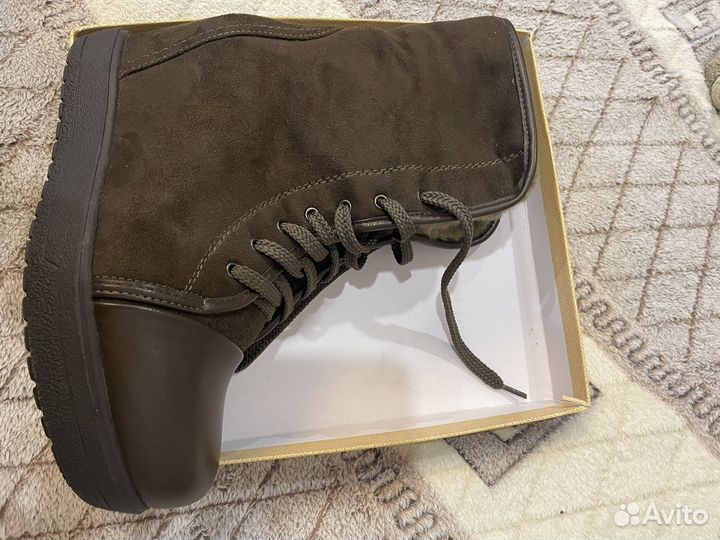 Ботинки женские зимние