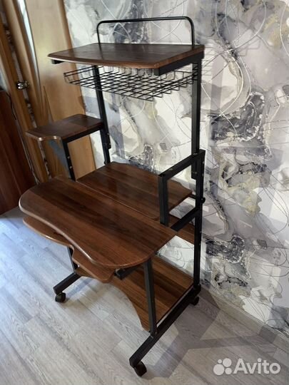 Компьютерный стол