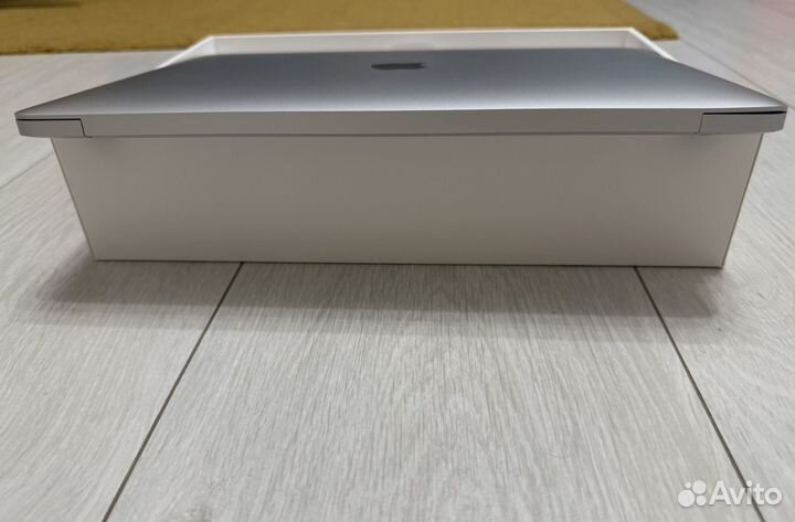 Apple macbook air 13 2020 m1