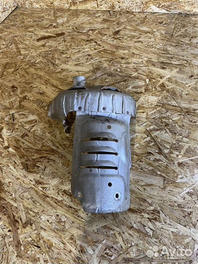 Тепловой экран Skoda Fabia 2 05-10