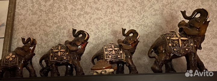 Фигурка слон