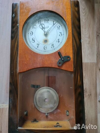 Часы настенные