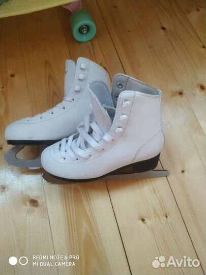 Коньки фигурные