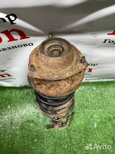 Стойка передняя левая правая Hyundai Accent