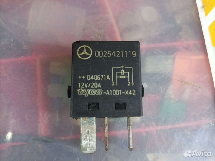 Многофункциональное реле Mercedes Benz