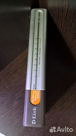Коммутатор D link DES-1008D