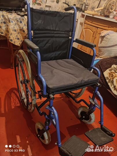 Инвалидная коляска