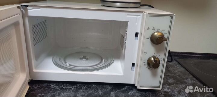 Микроволновая печь