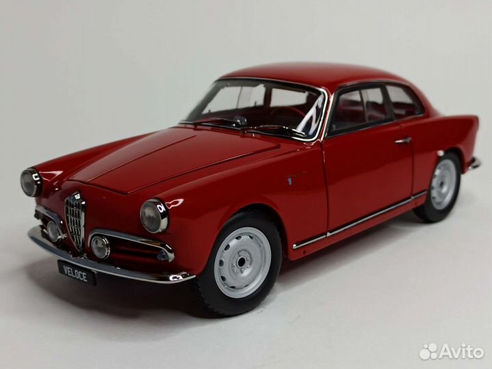 Alfa Romeo Giulietta Sprint 1:18 Kyosho