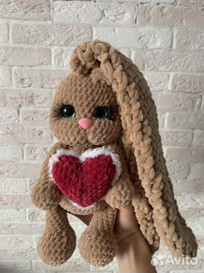 Заяц плюшевый