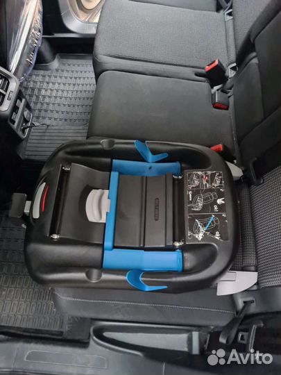 База изофикс carlo