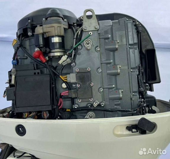 Продам лодочный мотор Suzuki