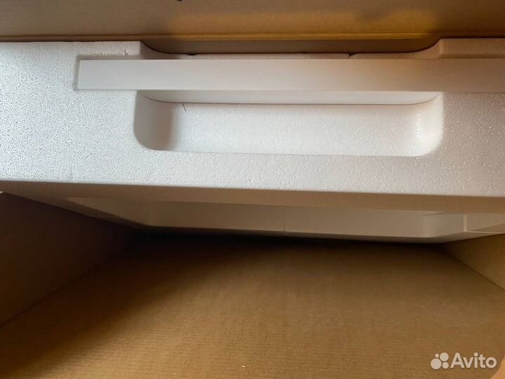 Коробка от iMac 21,5 2020