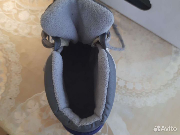 Лыжные ботинки atomic