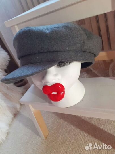 Кепка женская mango