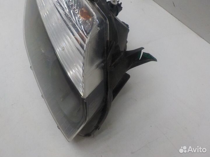 Фара правая Renault Duster 2012