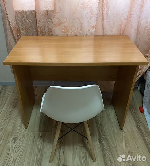 Письменный стол